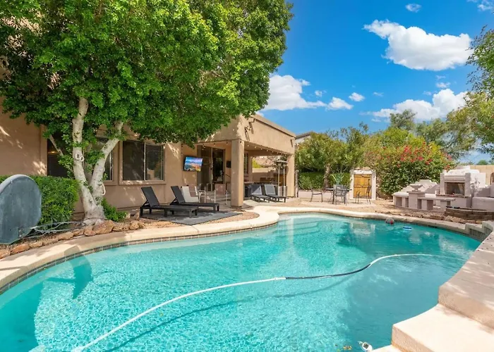 Holiday home Beautiful Vacation Near Attractions